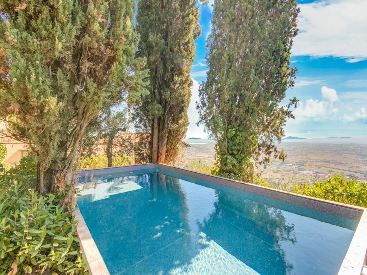 Villa Nigra In Cortona With A Private Swimming Pool Exterior photo
